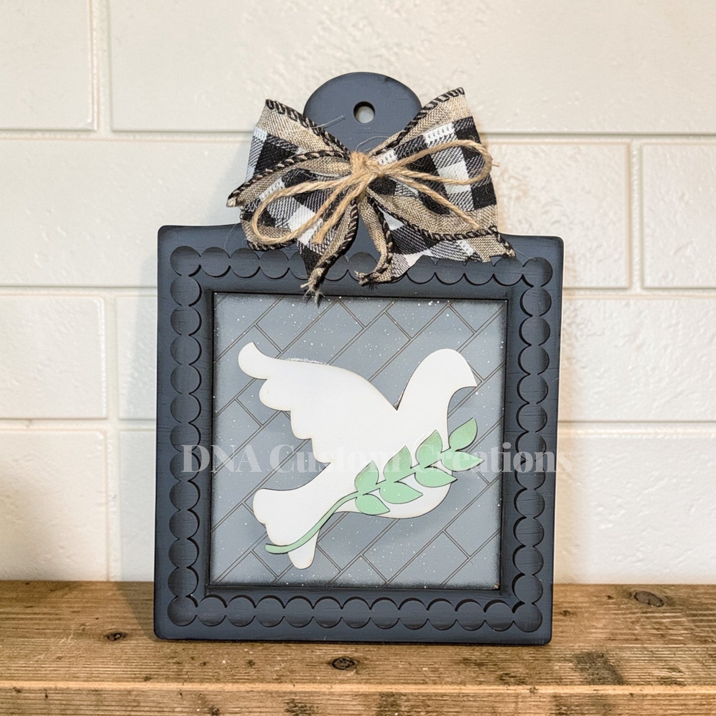 Breadboard Interchangeable Tile Holder